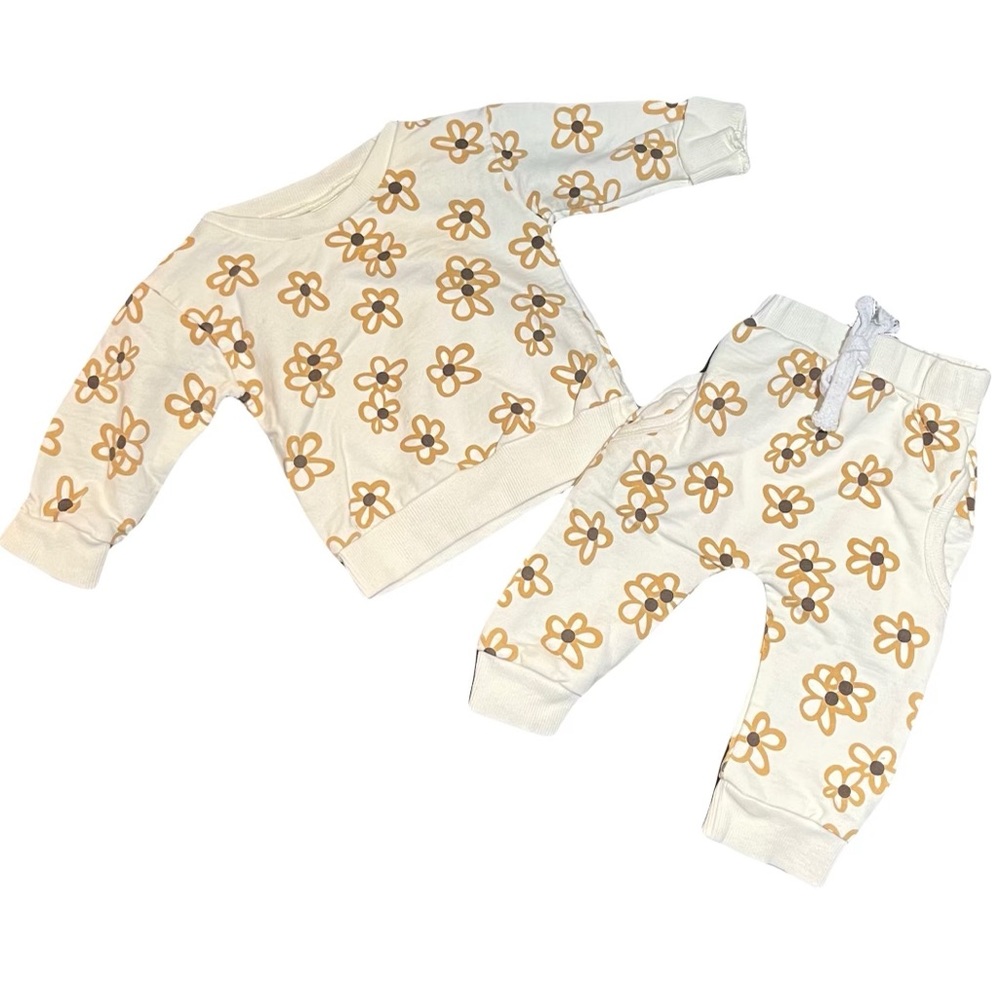 Flowered Infant Jogger Outfit